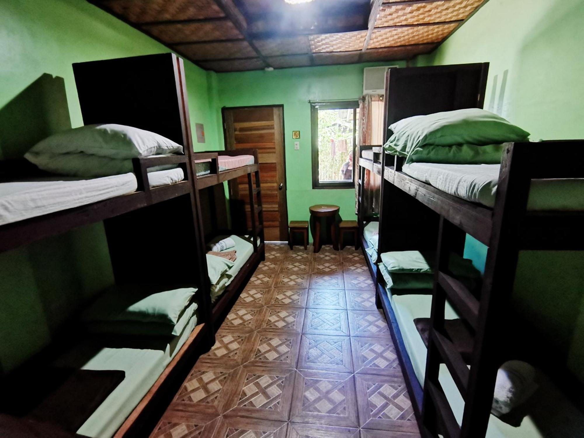 In-N-Out Hostel Siquijor Exteriör bild